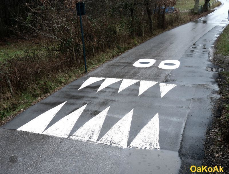 40 détournements Street Art de panneaux de signalisation #14