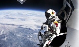 Red Bull Stratos : 39km de chute libre depuis la stratosphère + 2 parodies