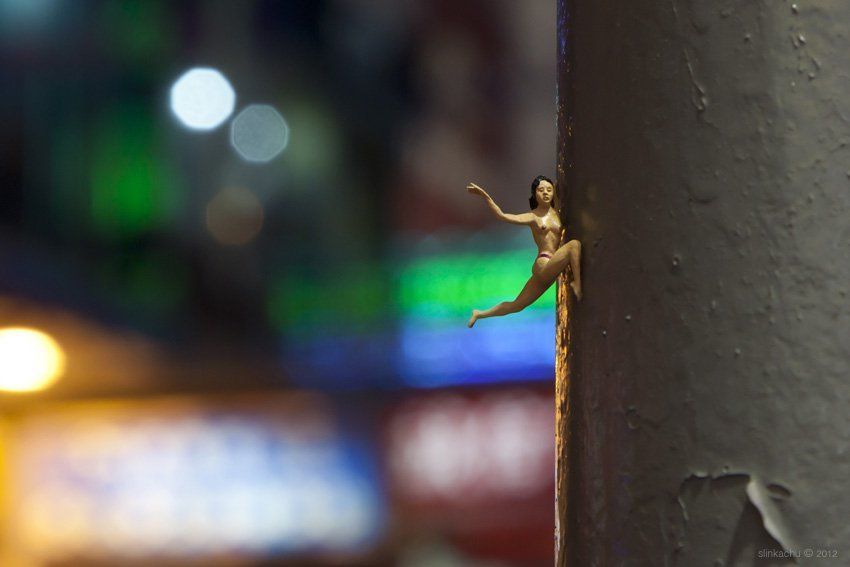 Street Art : Les Little People de Slinkachu se mobilisent contre le chômage #25