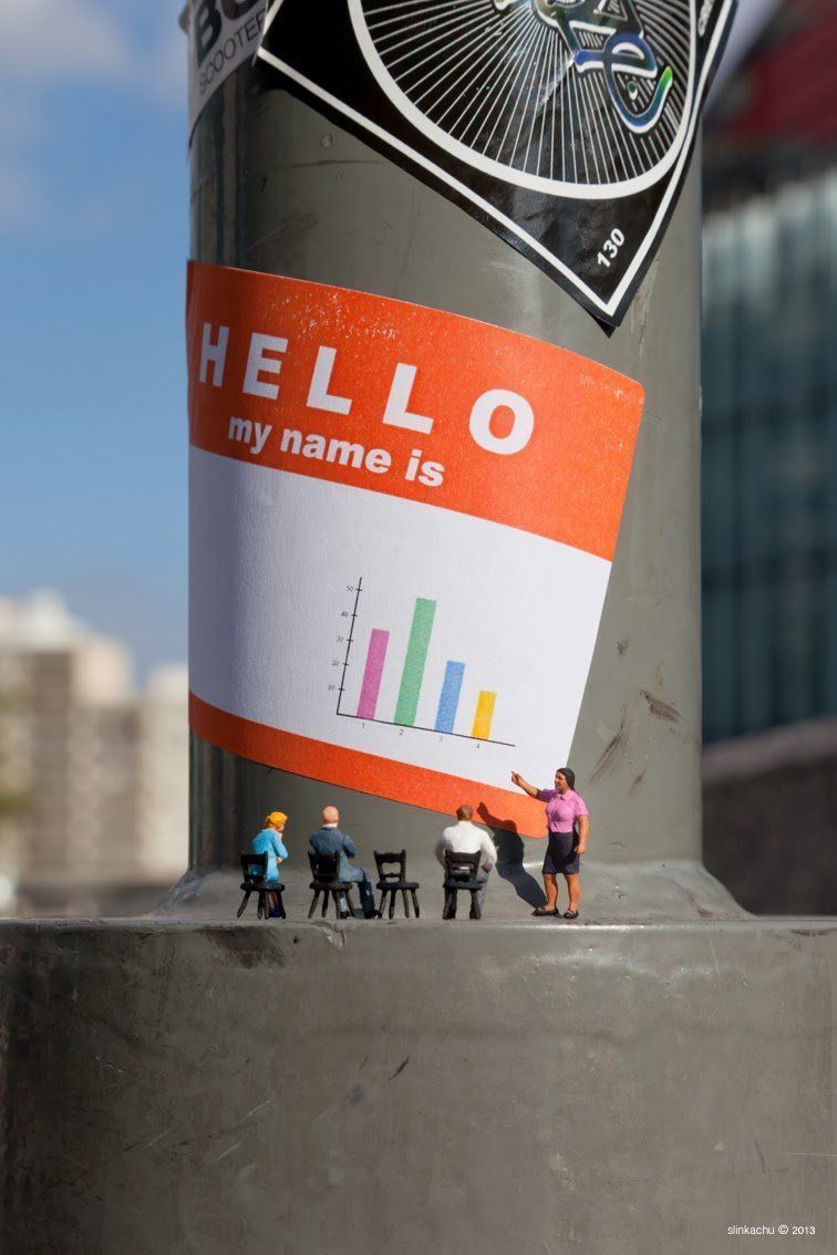 Street Art : Les Little People de Slinkachu se mobilisent contre le chômage #16
