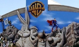 Gagne un séjour à Los Angeles pour visiter les Studios Warner avec Batman