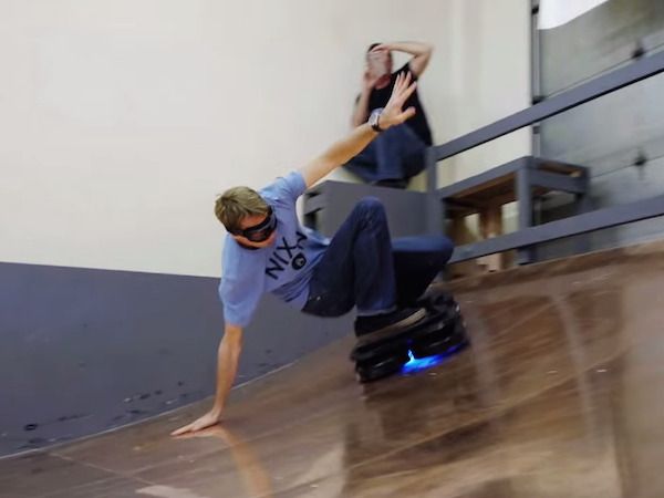 Un vrai hoverboard testé et approuvé par Tony Hawk #3