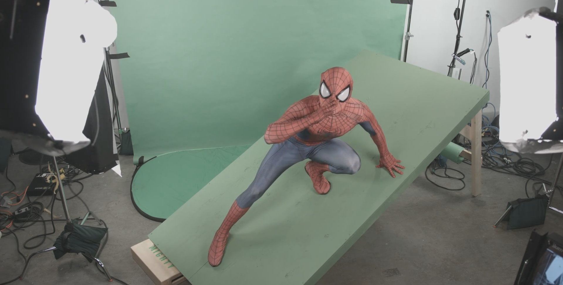 Making-of : la fausse Post-Credits d'Avengers L'Ere d'Ultron avec Spider-Man