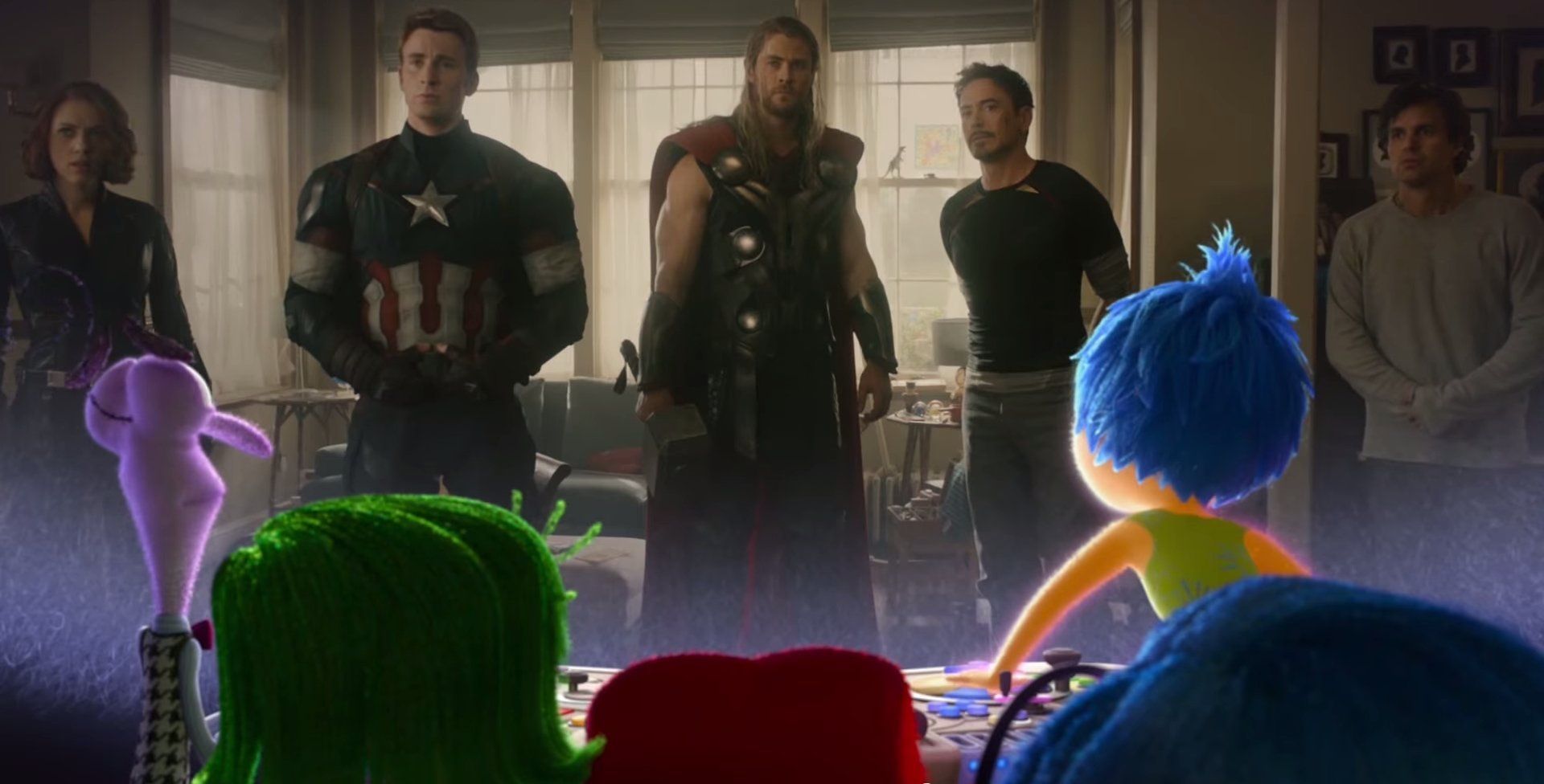 Les émotions de Vice Versa découvrent Avengers : L’ère D'Ultron