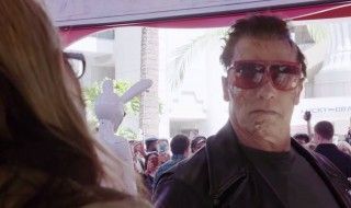 Arnold Schwarzenegger piège les fans en Terminator pour la bonne cause
