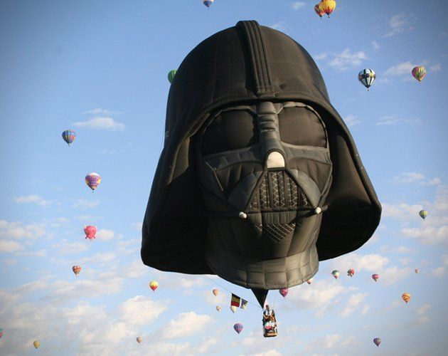 Des montgolfières Dark Vador et Maitre Yoda