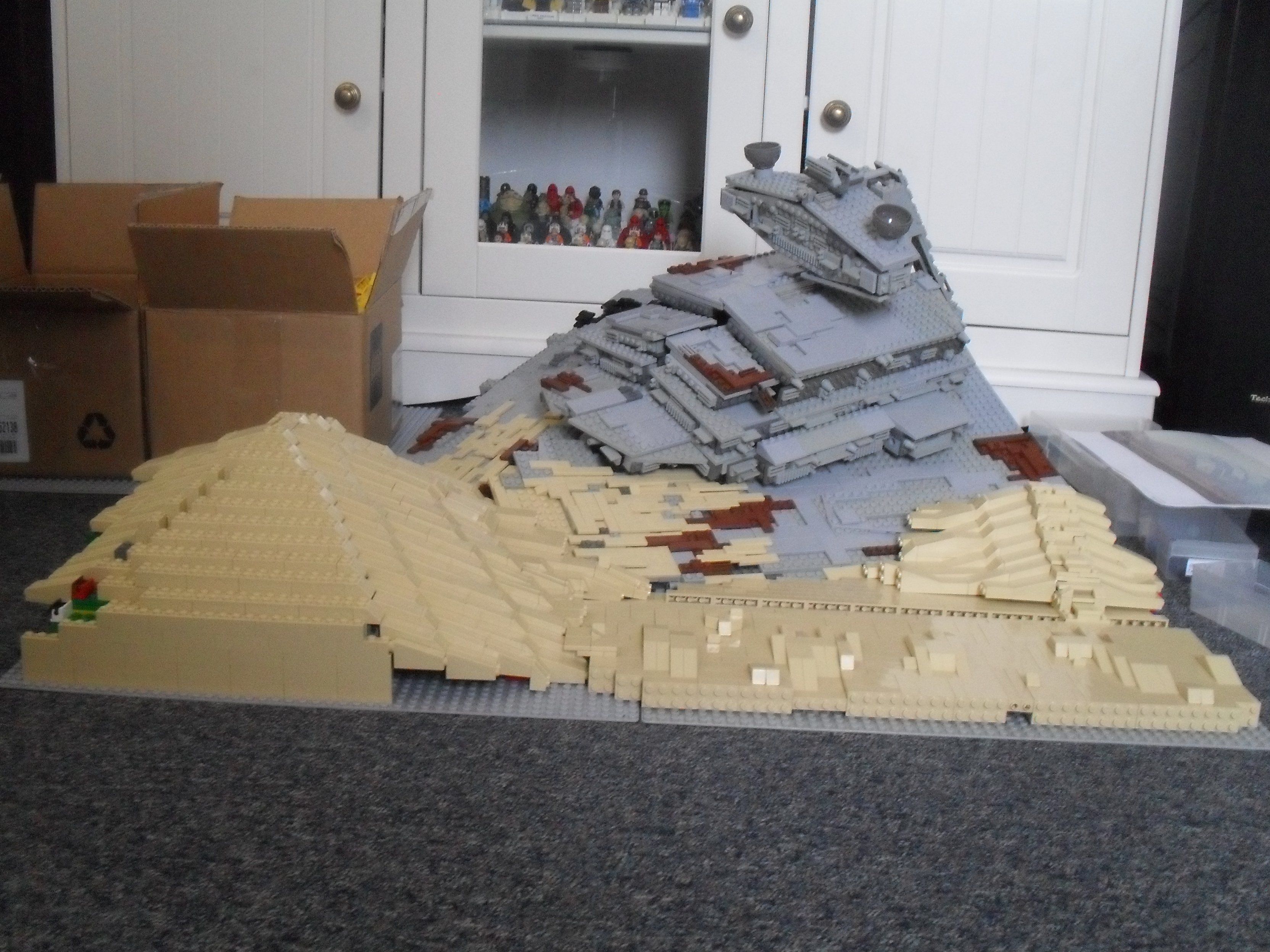 12 000 briques LEGO pour recréer le crash du Star Destroyer de Star Wars VII #10