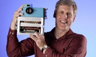 Il a inventé le tout premier appareil photo numérique.. en 1975