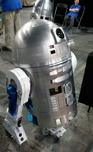 R2-D2 Builders : ces passionnés de Star Wars construisent leurs propres robots #4