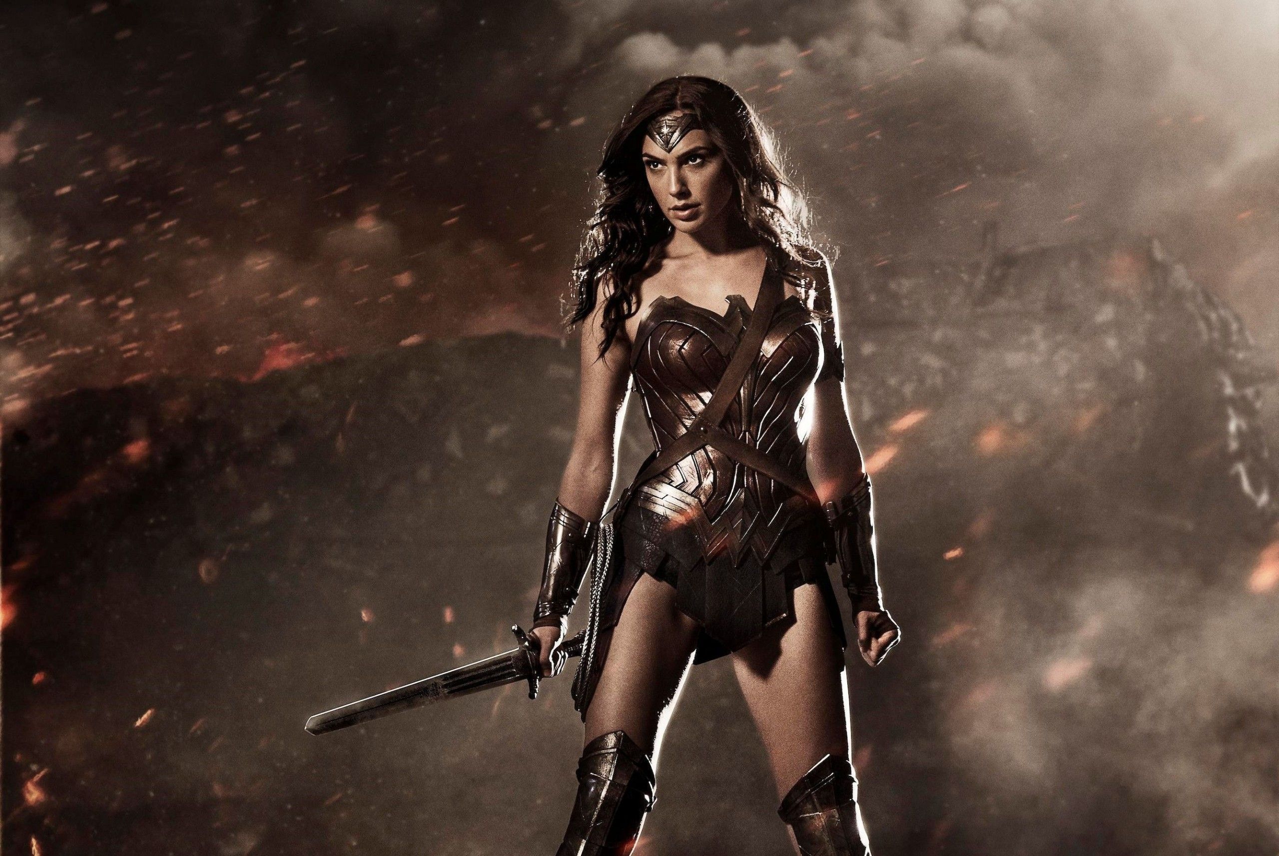 Wonder Woman avec son bouclier et son glaive dans 10 nouvelles photos de tournage