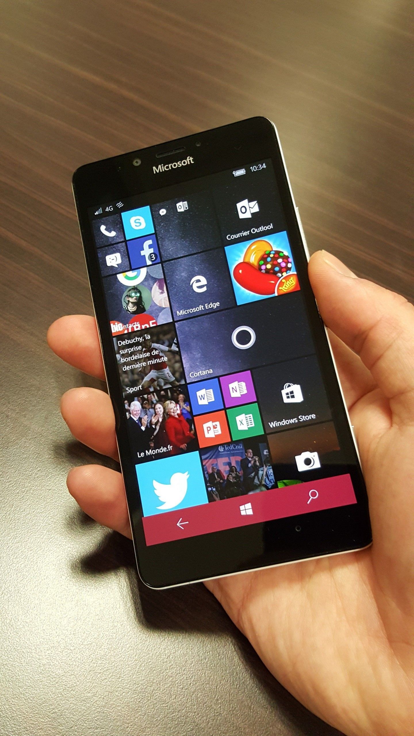 Test Lumia 950 : le smartphone haut de gamme de Microsoft