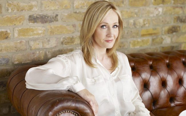 Harry Potter : la chaise mythique de J.K. Rowling bientôt aux enchères