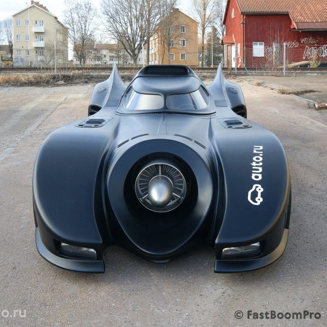 La Batmobile originale de Tim Burton est à vendre pour 1 million de Dollars #5