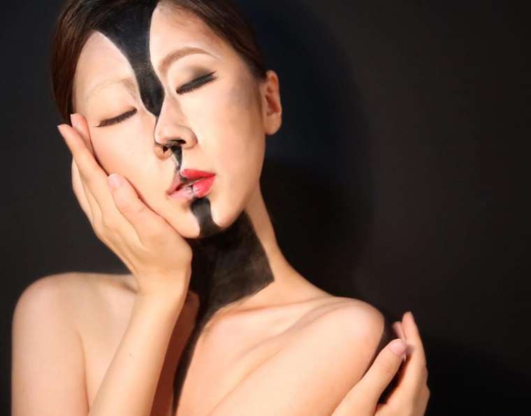 Body Painting : cette artiste crée des illusions corporelles parfaites