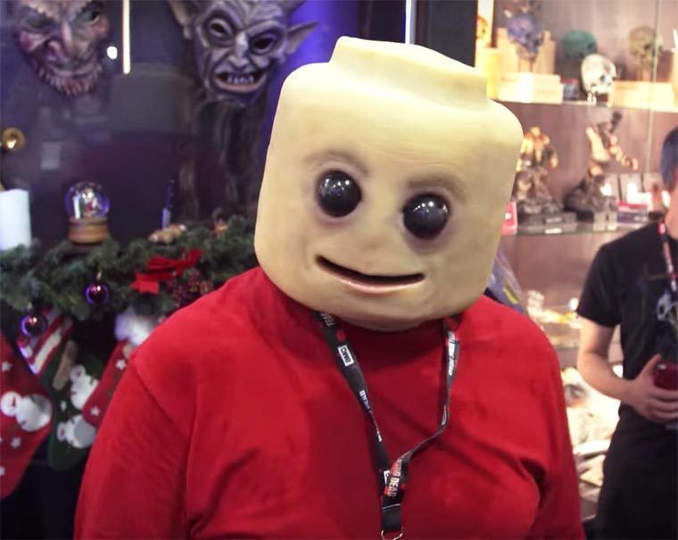 Ce cosplay Lego est votre pire cauchemar