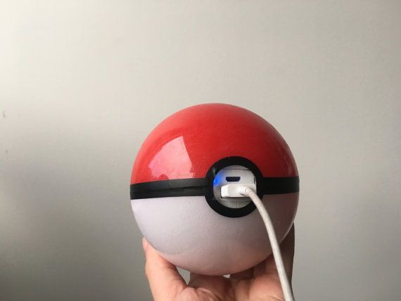 Pokémon GO : rechargez votre smartphone avec une Pokéball