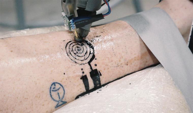Tattoo Robot : le premier robot-tatoueur entièrement automatisé #6