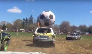 Rocket League : jouez au foot avec des voitures et des pelleteuses