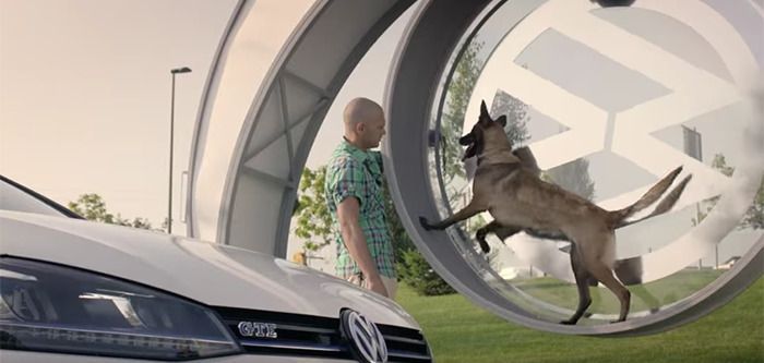 Cette roue pour chien Volkswagen recharge votre smartphone