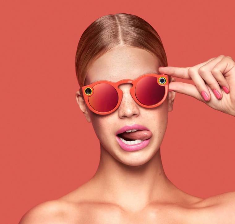 Snapchat lance des lunettes-appareil photo connectées #6