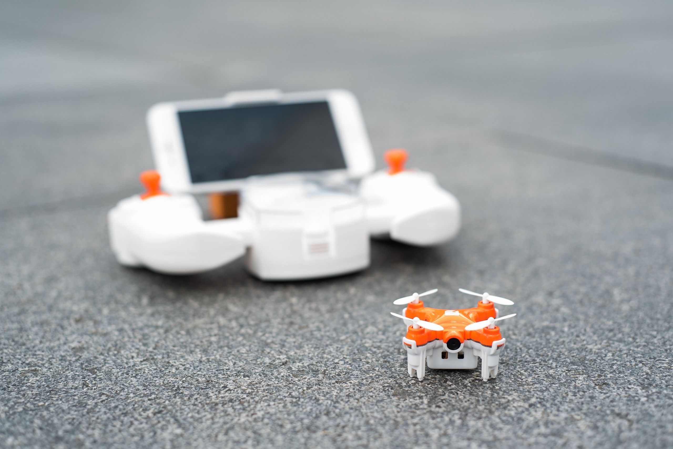 Le Pokédrone devient le SKEYE Nano 2 : un drone minuscule qui fait des selfies