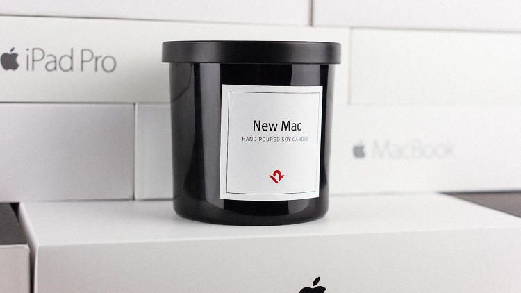 Cette bougie récrée l'odeur d'un Mac neuf