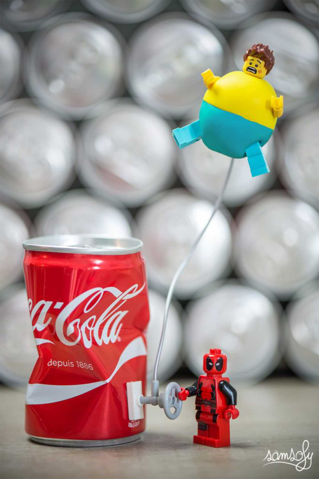 LEGO : un artiste met en scène des minifigs en s'inspirant de la pop culture #18