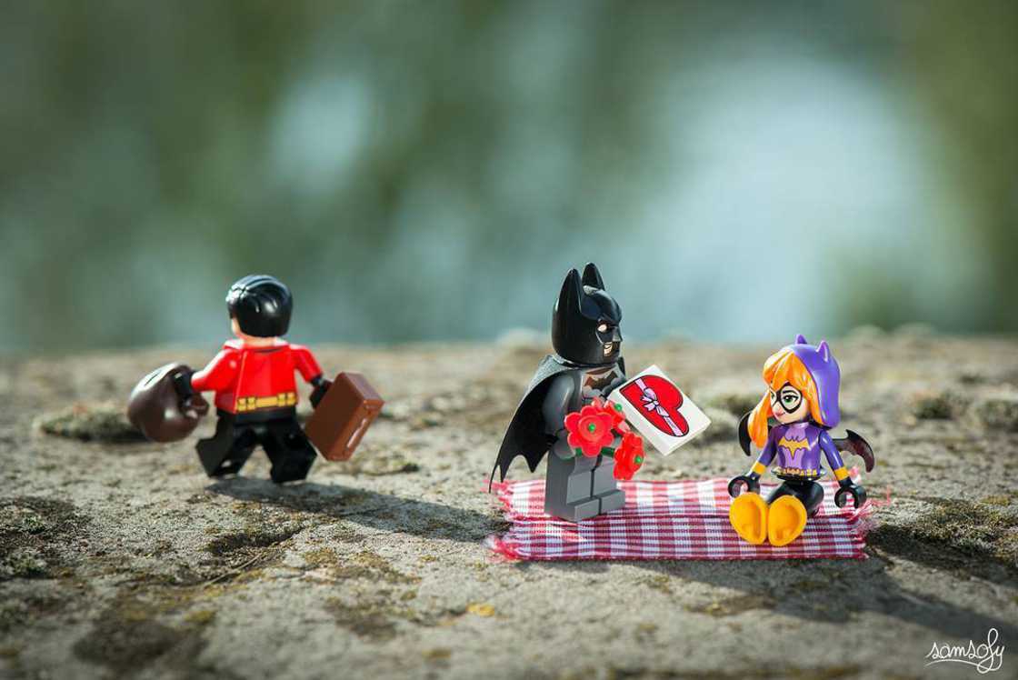 LEGO : un artiste met en scène des minifigs en s'inspirant de la pop culture #21