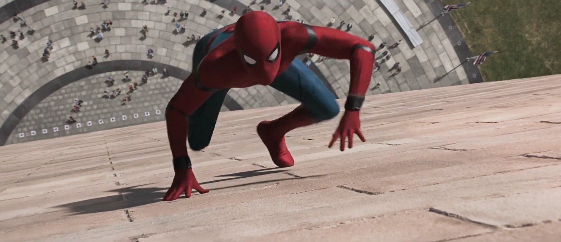 Spider-man homecoming : 2 bandes annonces avec iron man, le vautour et le shocker #2