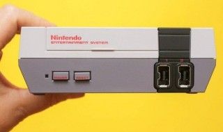 NES Classic Mini : un hacker ajoute l’intégralité des 700 jeux sur la console