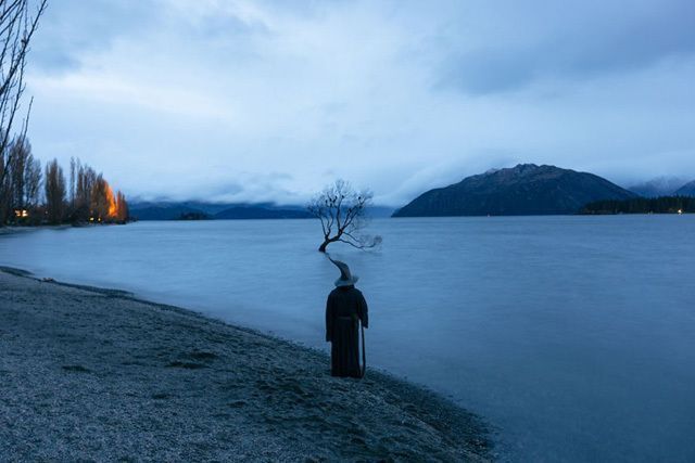Un photographe visite la Nouvelle-Zélande déguisé en Gandalf #10