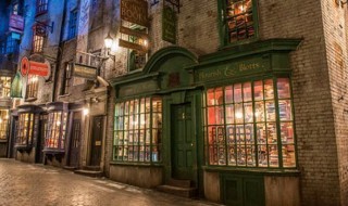 Une incroyable boutique Harry Potter vient d'ouvrir sur le chemin de traverse