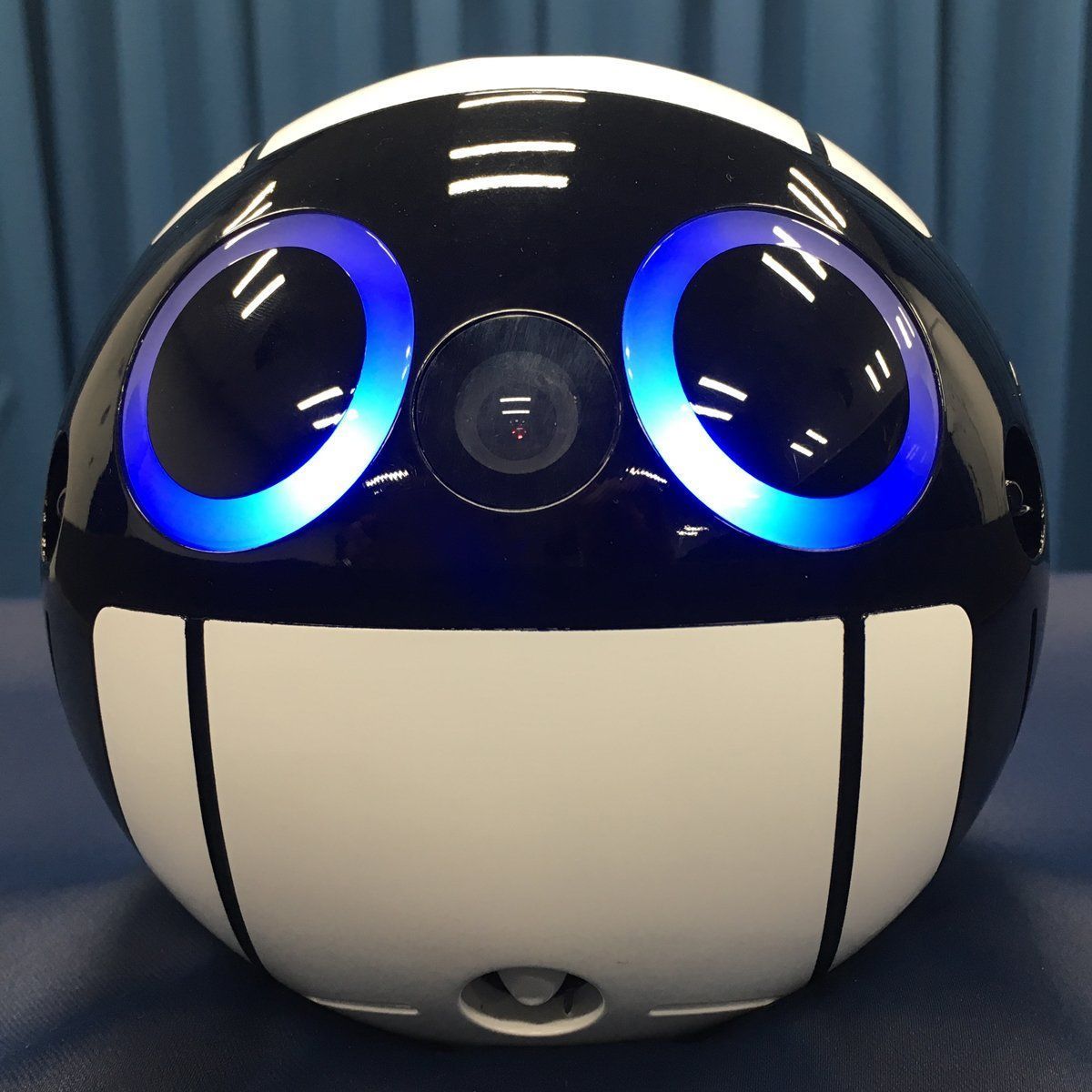 Int-Ball : le nouveau robot de la Station Spatiale Internationale va vous faire craquer #2