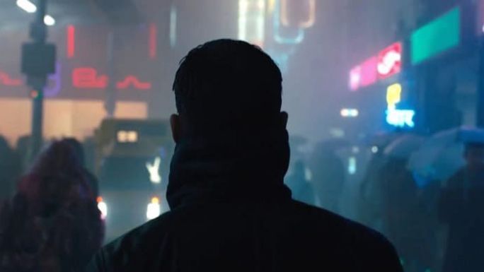 Critique Blade Runner 2049 : encore plus humaine qu'humaine #2