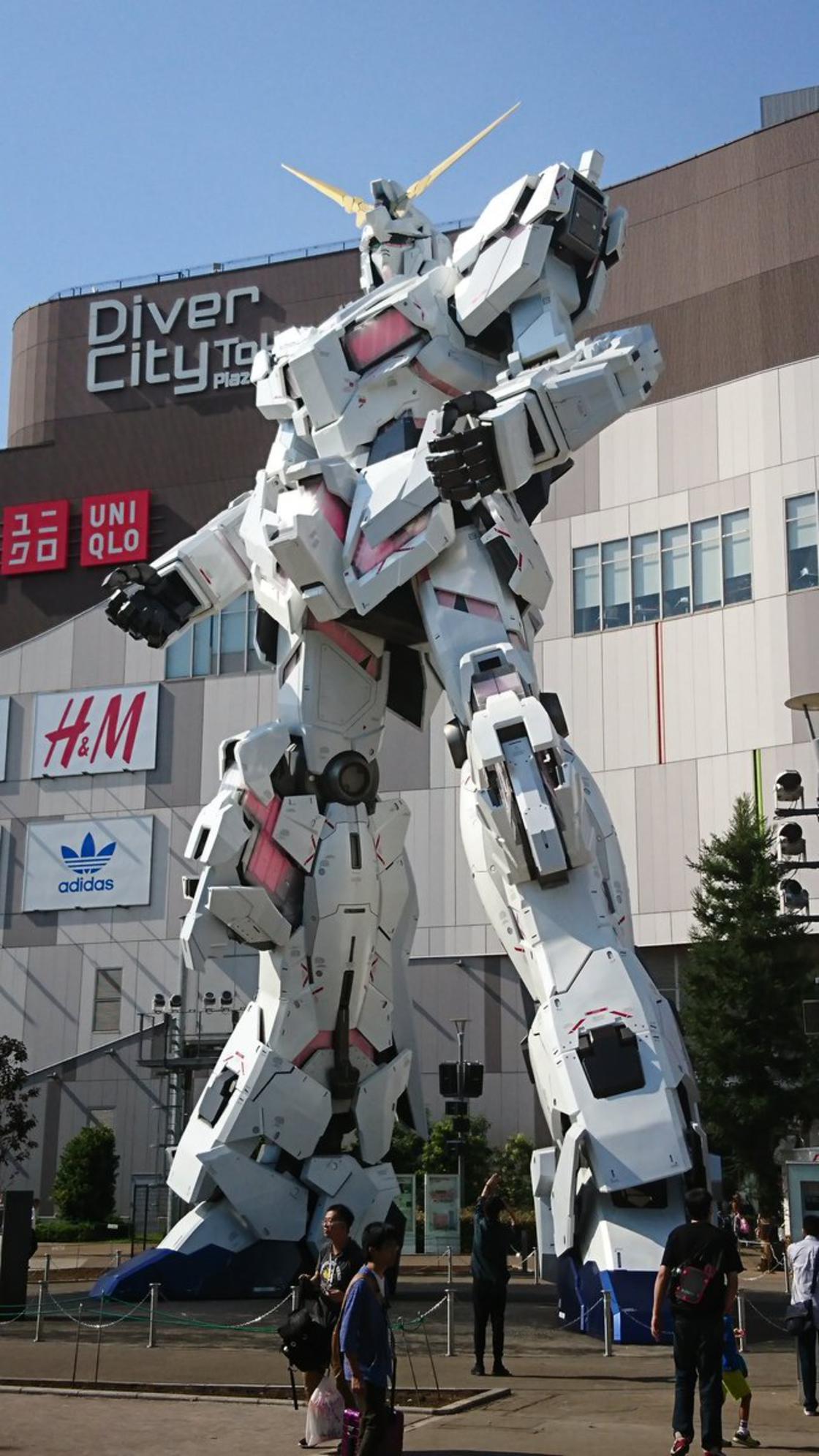 Un Gundam transformable géant fait le show à Tokyo #5