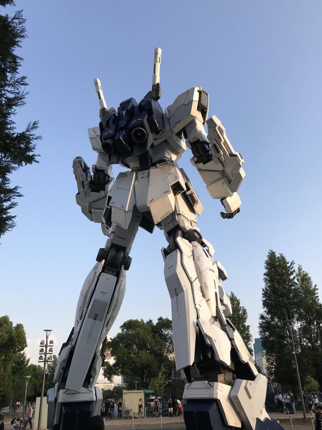 Un Gundam transformable géant fait le show à Tokyo #13