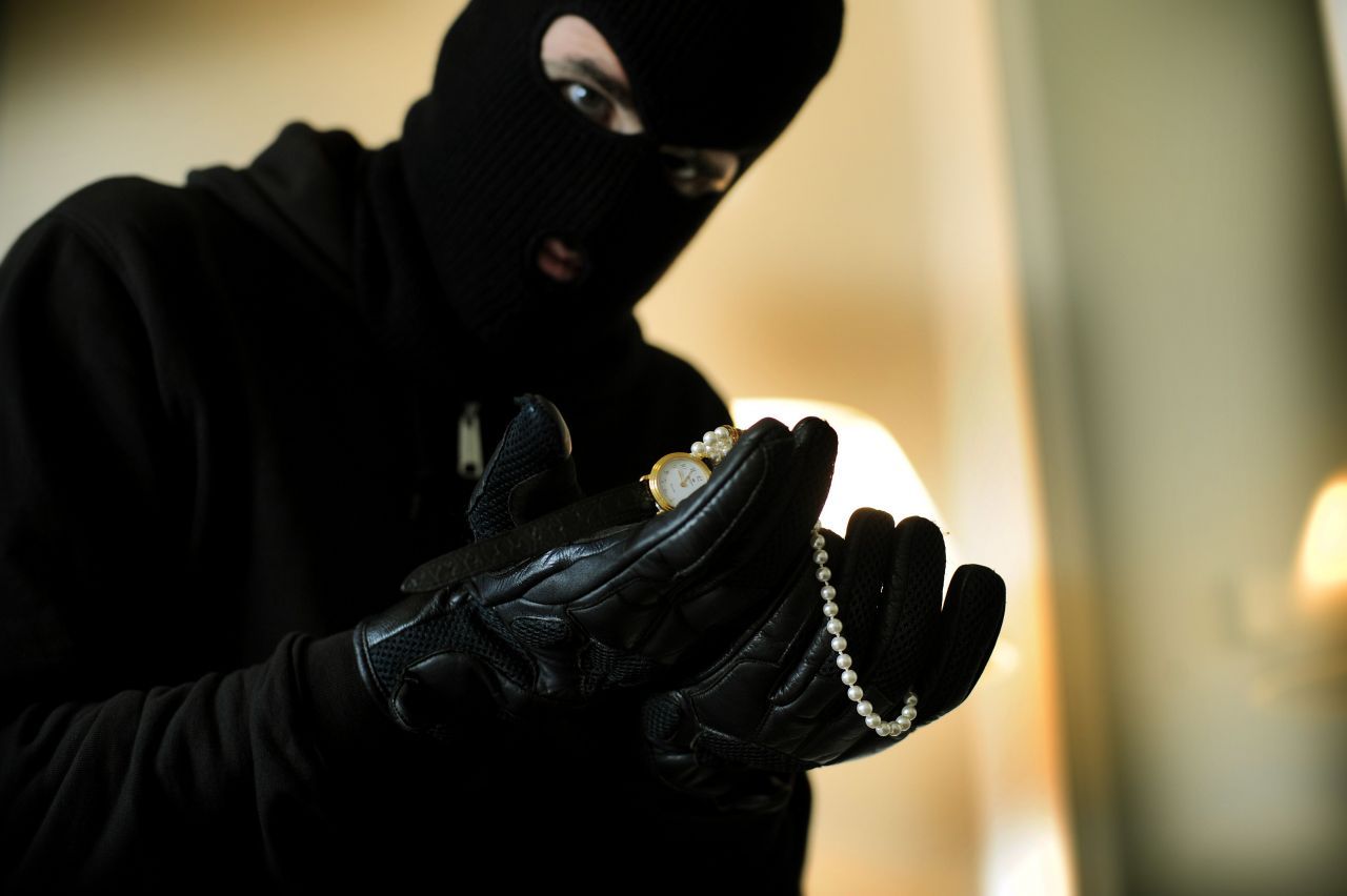 Un ninja de 74 ans responsable de 254 cambriolages arrêté au Japon #2