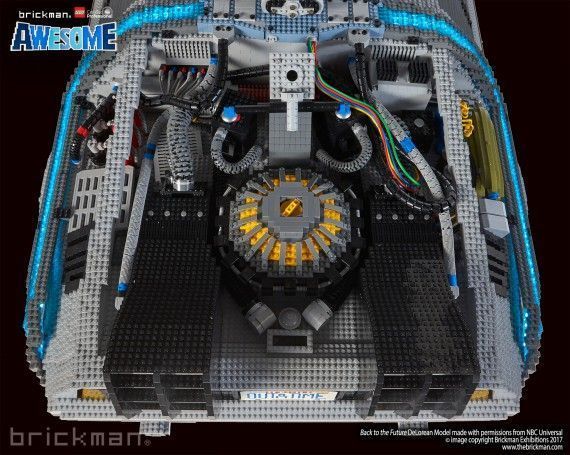 Retour vers le Futur : un fan réalise une DeLorean en LEGO quasi grandeur nature #3