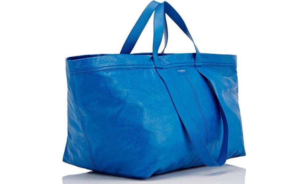 Luxe : ce sac en plastique Céline est vendu 500 euros #2