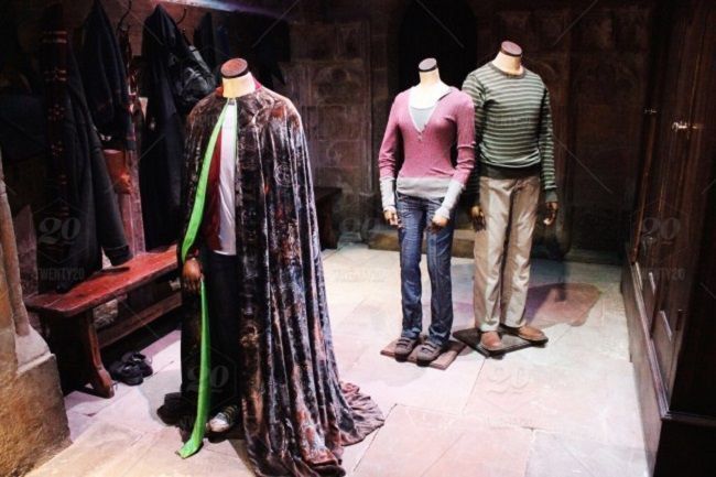 Harry Potter : Vous pouvez essayer les vrais costumes des acteurs à Londres #3