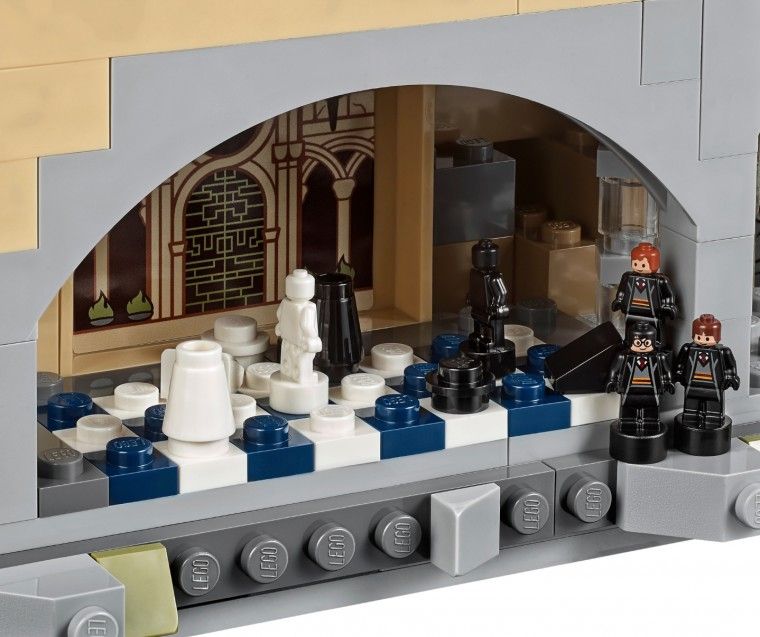 Harry Potter : LEGO lance sa plus grande version du château de Poudlard #7