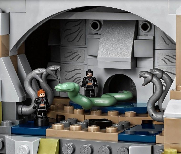Harry Potter : LEGO lance sa plus grande version du château de Poudlard #12