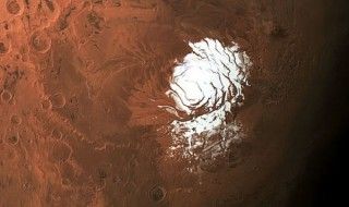 Un lac d'eau liquide découvert sous la surface de Mars