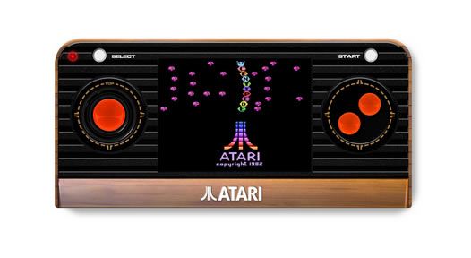 Atari présente sa console portable
