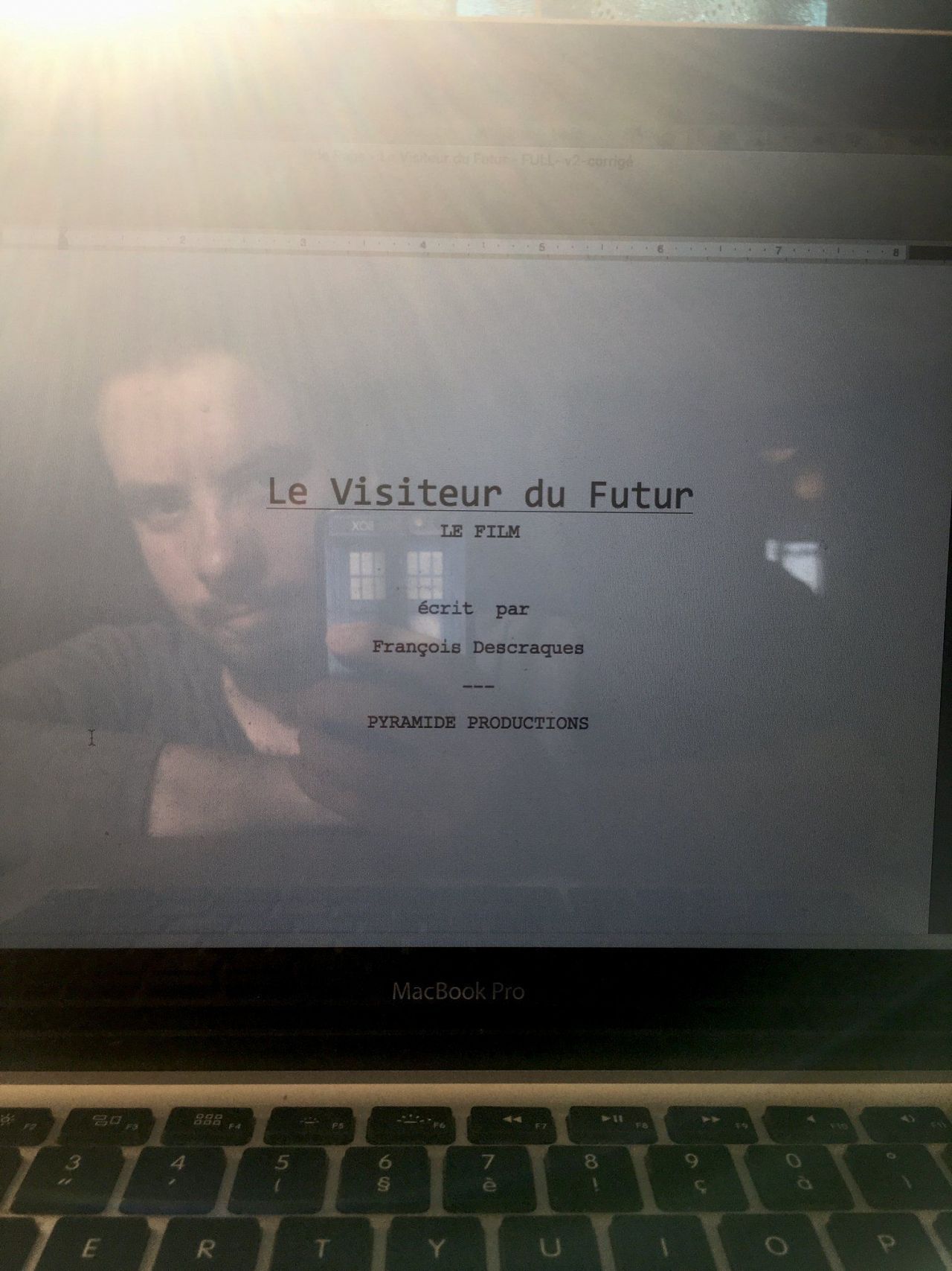 Le Visiteur du Futur : la websérie de François Descraques bientôt adaptée au cinéma