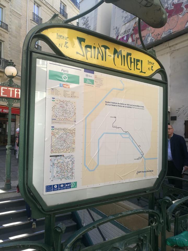 Ils détournent le plan du métro parisien et ne gardent que les stations accessibles aux handicapés
