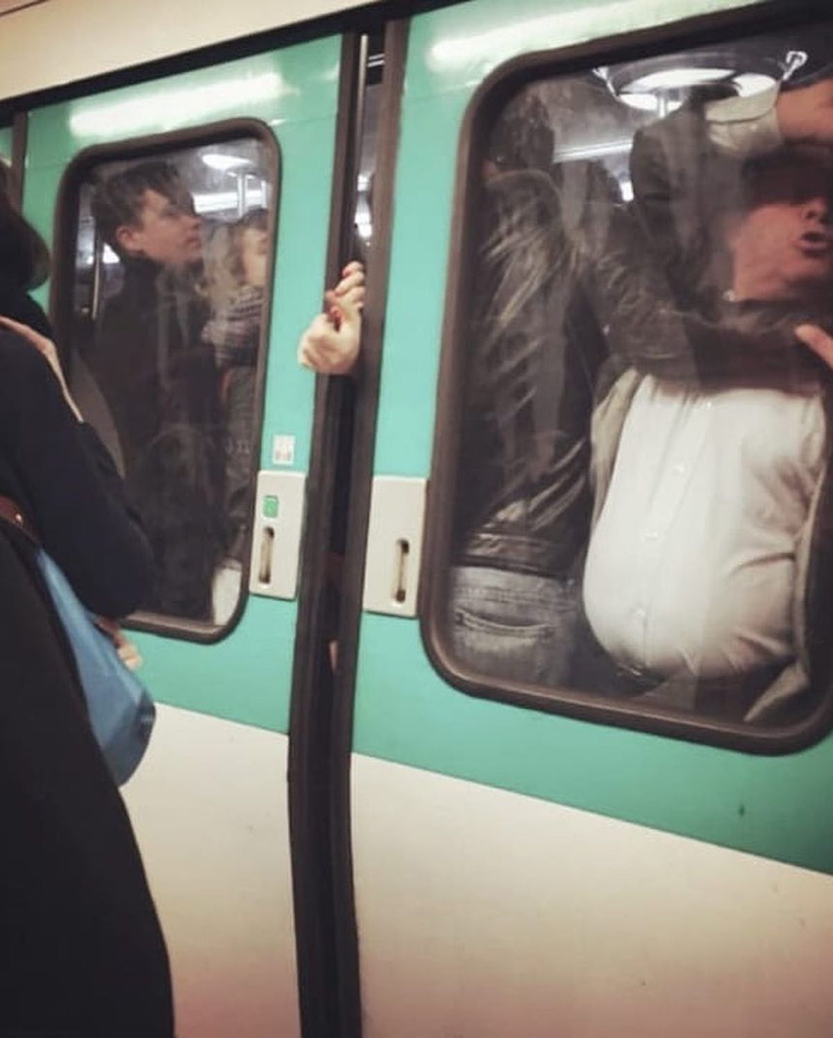Paris : une rame de la ligne 13 transformée en bétaillère pour dénoncer les conditions de transport