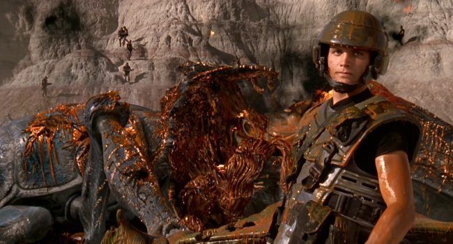 Starship Troopers : bientôt une série TV avec les acteurs du film #2