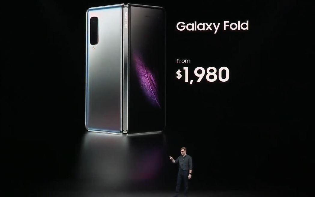 Samsung dévoile le Galaxy Fold : un smartphone pliable à 1800€ #4