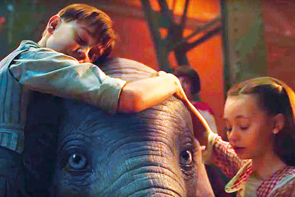 Critique Dumbo : Tim Burton (re)prend son envol #5